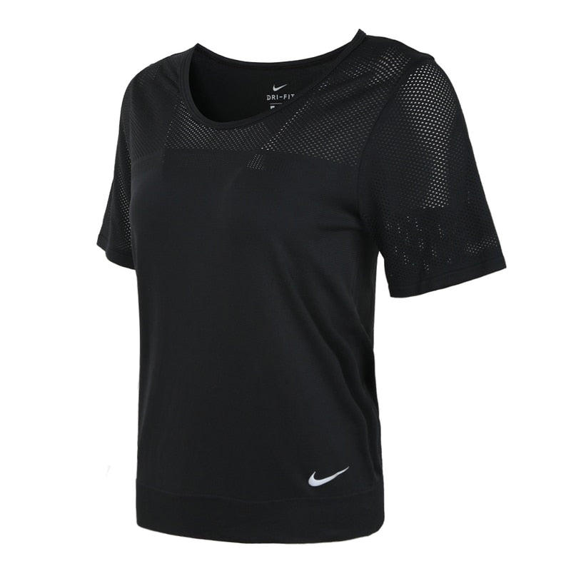 Nike black o-collar t-shirts