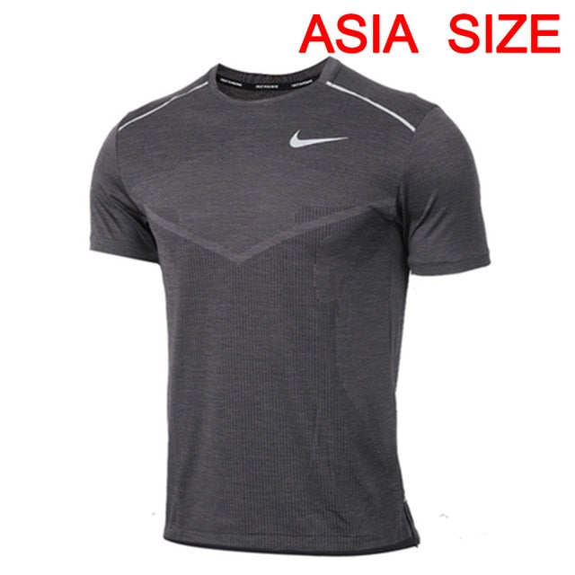 NikeTechnit T-shirts
